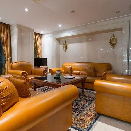 Hotel Akar International