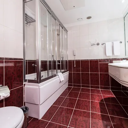 Hotel Akar International 4*