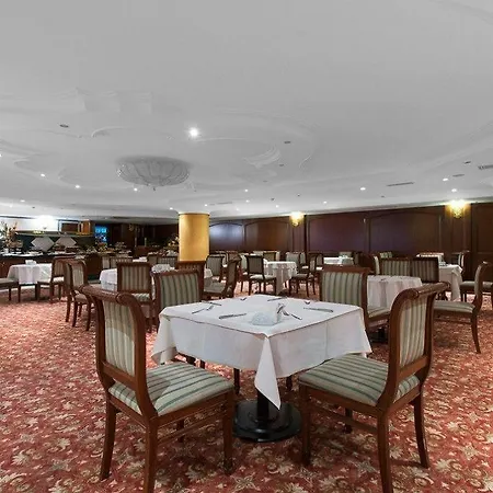 Hotel Akar International