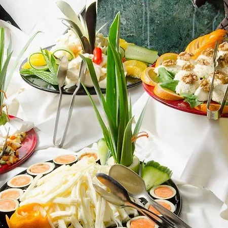 Akar International 호텔 4*