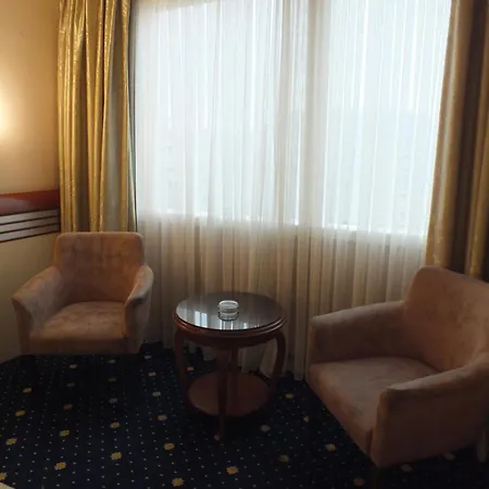 Hotel Akar International