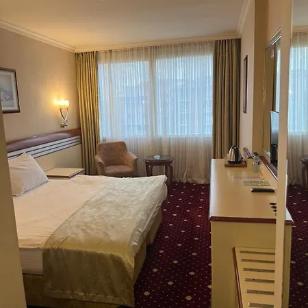 Hotel Akar International