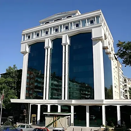 Akar International Hotel 4*