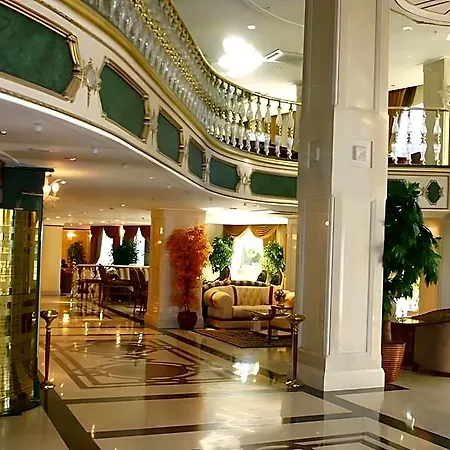 Hotel Akar International