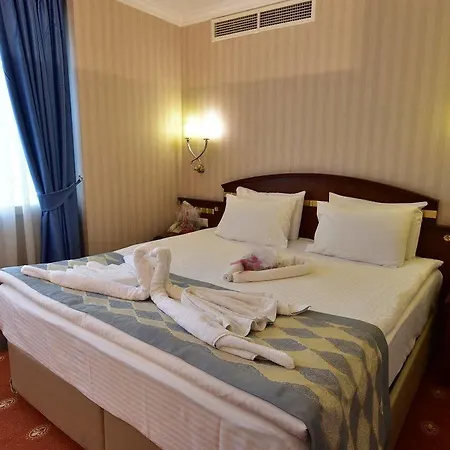 Hotel Akar International