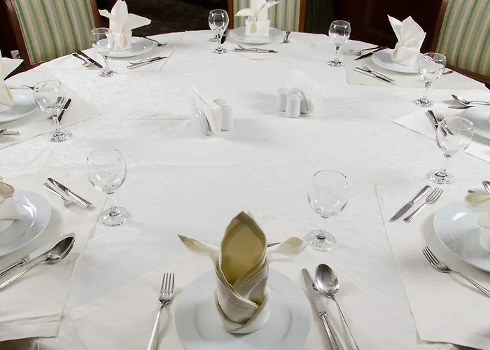 Akar International Hotel 4*