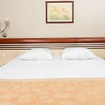 Akar International Hotel 4*