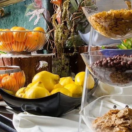 Akar International Hotel