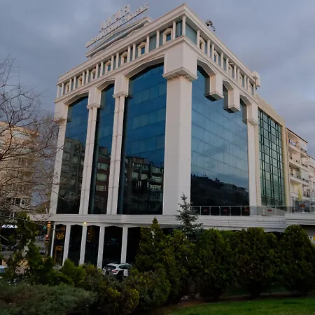 Hotel Akar International 4*