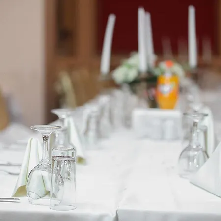 Hotel Akar International