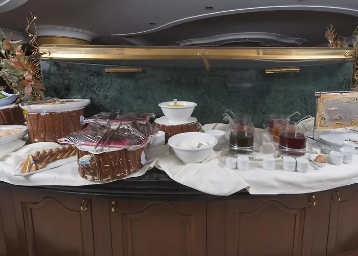 Akar International 4*